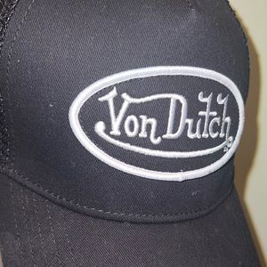 Classic black Von Dutch trucker hat